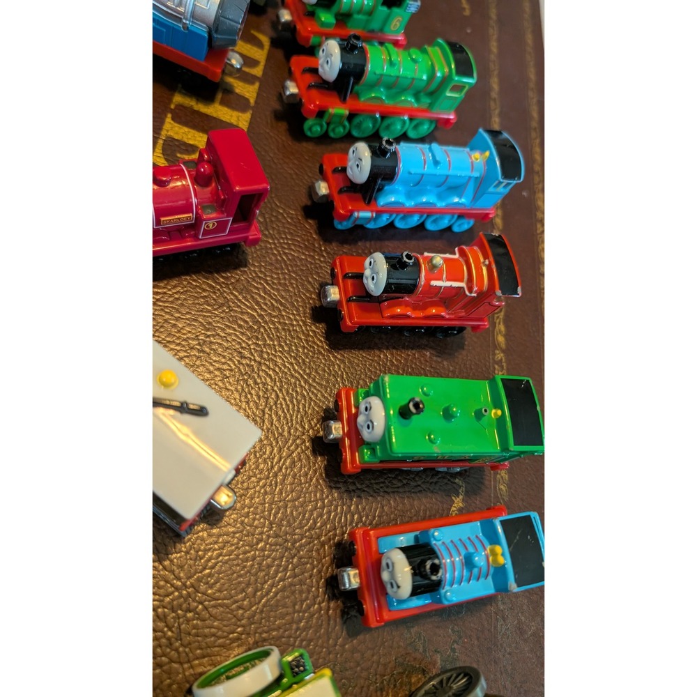 Thomas & Friends Take Along Diecast Train Lot 32 Pc Thomas Percy Harold Carnival - Picture 5 of 9